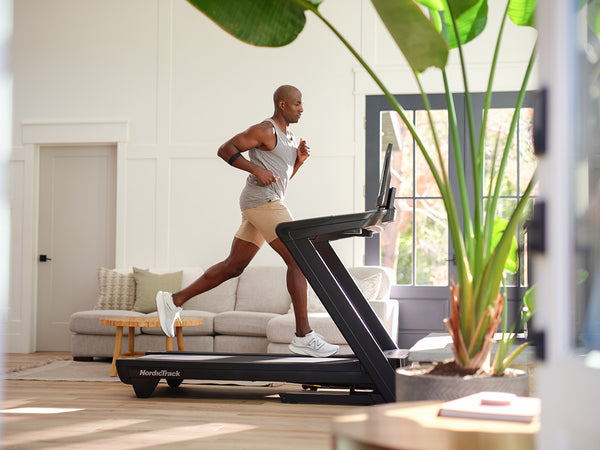 Treadmill Walking For Toned Legs Does Walking On A Treadmill Build