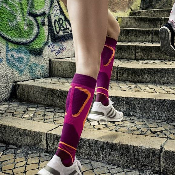 Bauerfeind Women's Run Performance Compression Socks - Full – Chris Sports