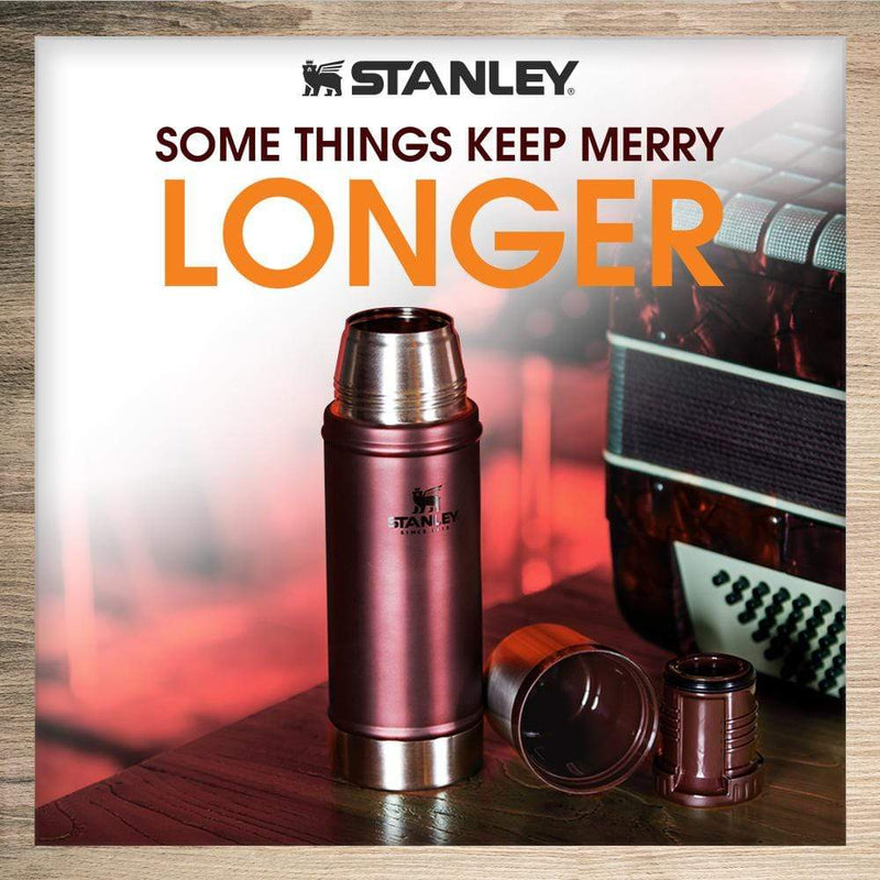 Stanley Polar 739 ml Stainless Steel Thermos - Original White